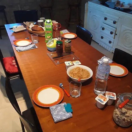 Bienvenue En Perigord Oda ve Kahvaltı