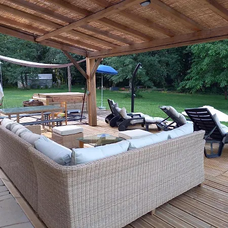 Bienvenue En Perigord Bed & Breakfast *