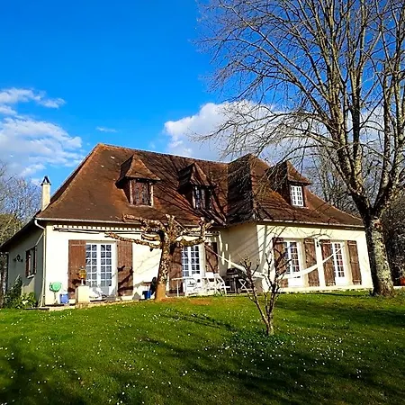 ベッド・アンド・ブレックファスト Bienvenue En Perigord Val de Louyre et Caudeau